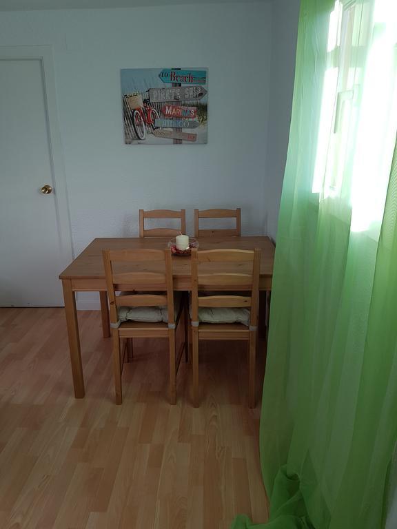 Del Rio Apartment Madrid Exterior photo